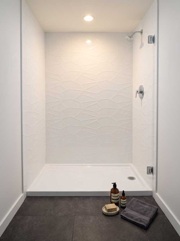 Bathroom Tile Shower and Floor